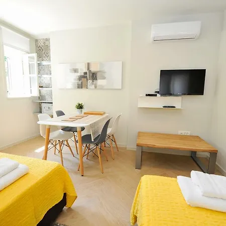 Studio Apartman Buba Appartement *